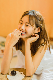 欧美婷婷精品一区二区